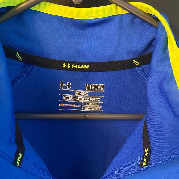Under Armour Run Long Sleeve (Size M) - Picture 3 of 3